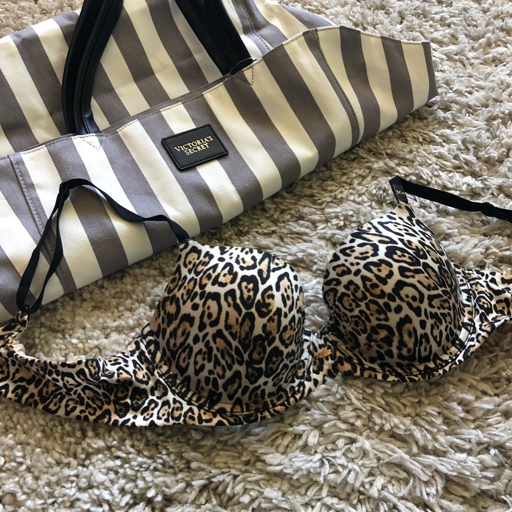 🆕 VS Lined Demi Bra